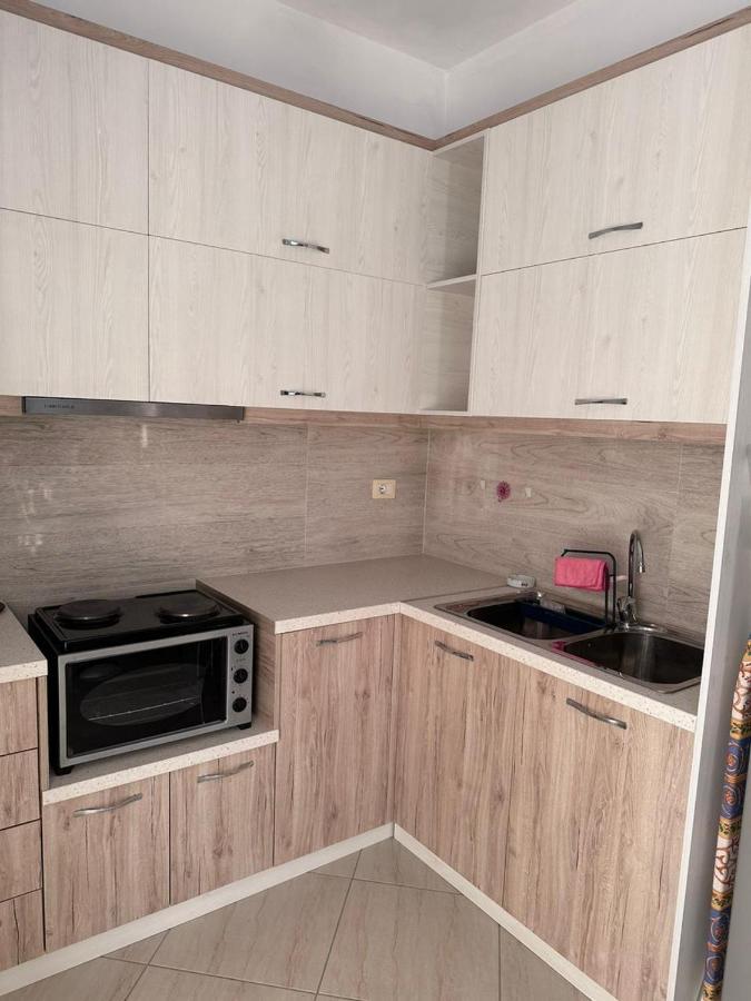Payo Apartments Sarandë Buitenkant foto
