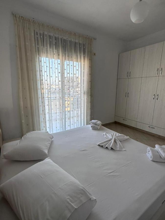 Payo Apartments Sarandë Buitenkant foto