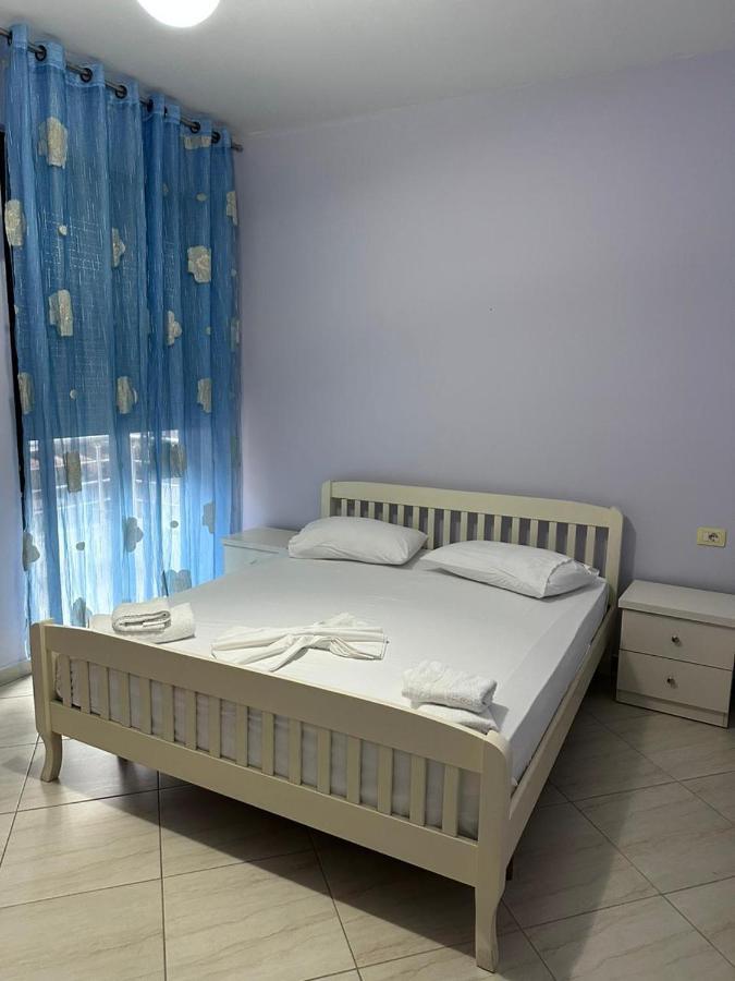 Payo Apartments Sarandë Buitenkant foto