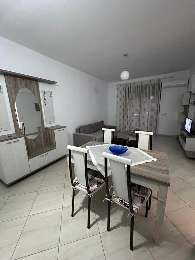 Payo Apartments Sarandë Buitenkant foto